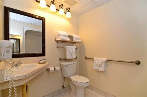 фото отеля BEST WESTERN Brighton Inn