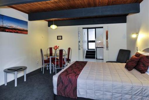 фото отеля Wylie Court Motor Lodge