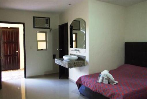 фото отеля Hotel El Elefante Playa del Carmen