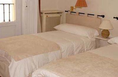 фото отеля Apartamentos Conde Aranda Madrid