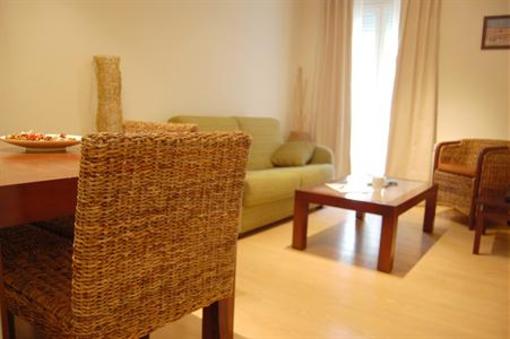 фото отеля Apartamentos Conde Aranda Madrid