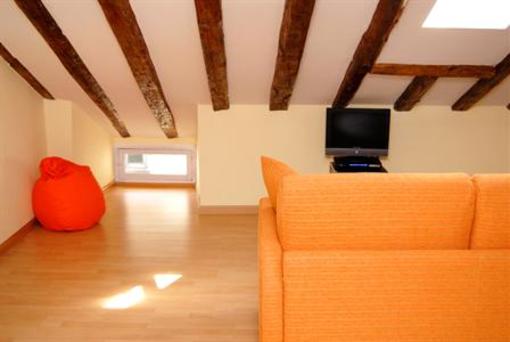 фото отеля Apartamentos Conde Aranda Madrid