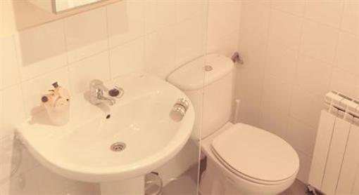 фото отеля Apartamentos Conde Aranda Madrid