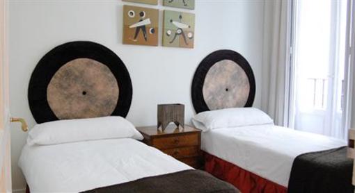 фото отеля Apartamentos Conde Aranda Madrid