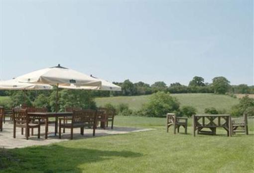фото отеля The Throckmorton Arms Bed and Breakfast Coughton Alcester