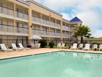 фото отеля Econo Lodge Inn & Suites Bossier City