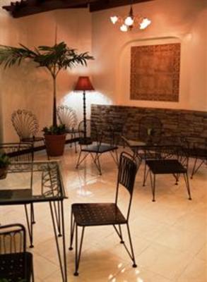 фото отеля El Rico Suites Apartelle
