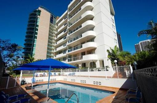 фото отеля Carlton Apartments
