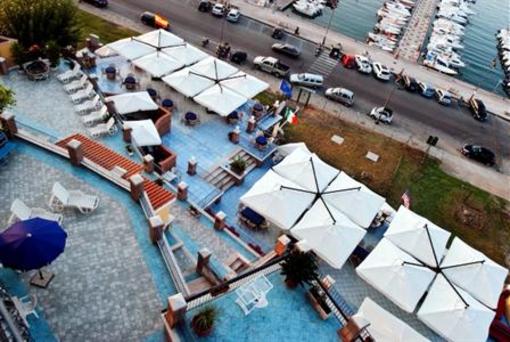 фото отеля Apartments La Sciabica Agropoli