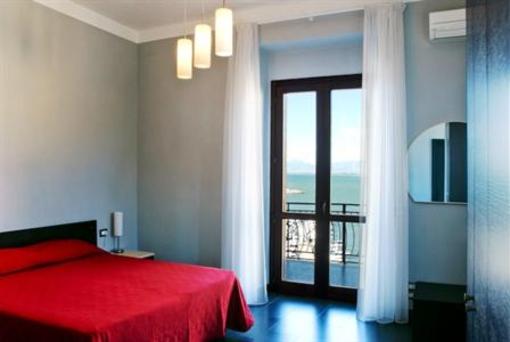фото отеля Apartments La Sciabica Agropoli