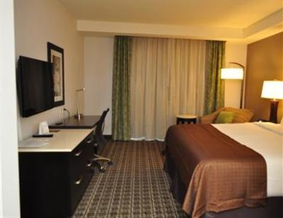 фото отеля Holiday Inn Charleston Historic District Downtown
