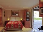 фото отеля The Oak and Vine Guest House Cape Town