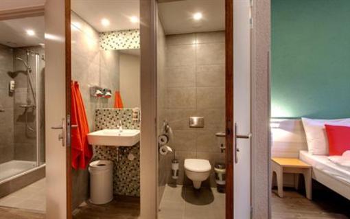фото отеля Meininger Hotel Amsterdam City West
