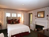 Greenleaf Inn at Boothbay Harbor