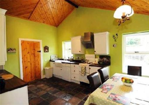фото отеля Brookhall Cottages