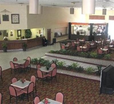 фото отеля Clarion Hotel Airport Oklahoma City