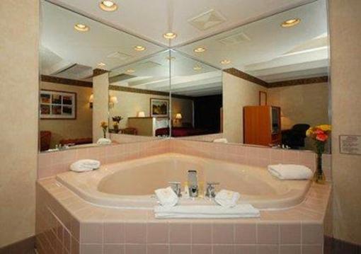фото отеля Comfort Inn & Suites East Town Mall Madison (Wisconsin)