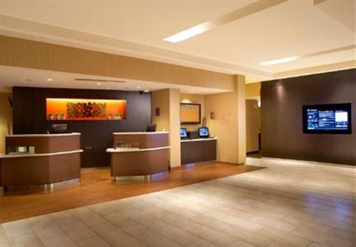 фото отеля Courtyard Pittsburgh Airport Settlers Ridge