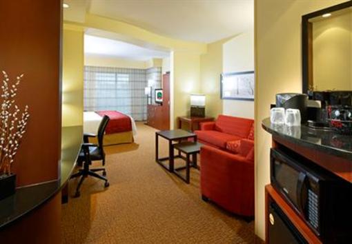 фото отеля Courtyard Pittsburgh Airport Settlers Ridge