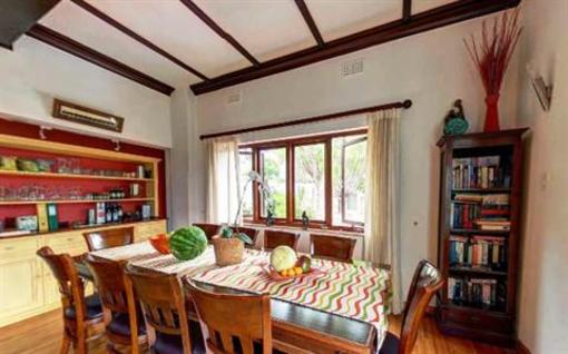 фото отеля Maartens Guesthouse
