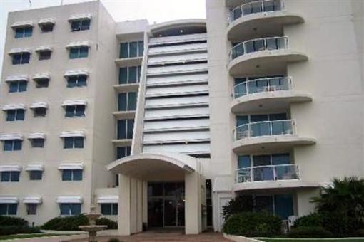 фото отеля Regency on the Beach Hotel Gold Coast