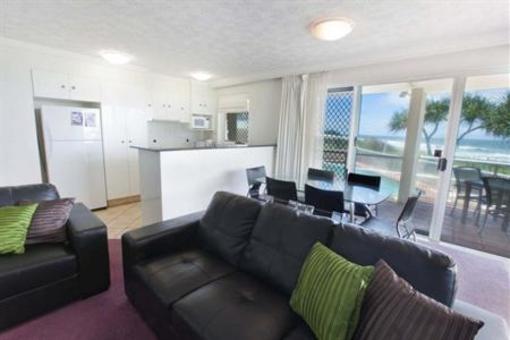 фото отеля Regency on the Beach Hotel Gold Coast