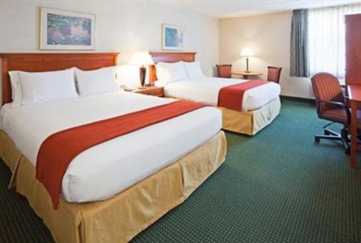 фото отеля Holiday Inn Express Madison
