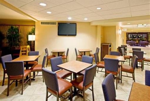 фото отеля Holiday Inn Express Scottsdale North