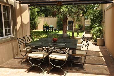 фото отеля Crane's Nest Guest House @ 211 Pretoria