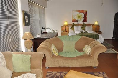 фото отеля Crane's Nest Guest House @ 211 Pretoria