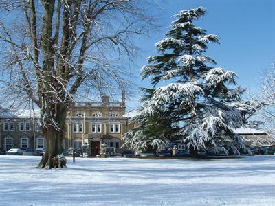 фото отеля BEST WESTERN Chilworth Manor