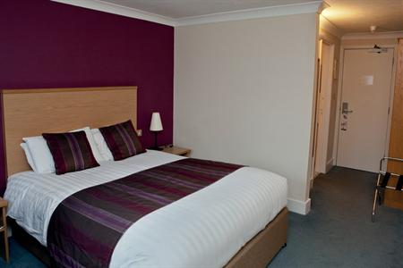 фото отеля BEST WESTERN Chilworth Manor