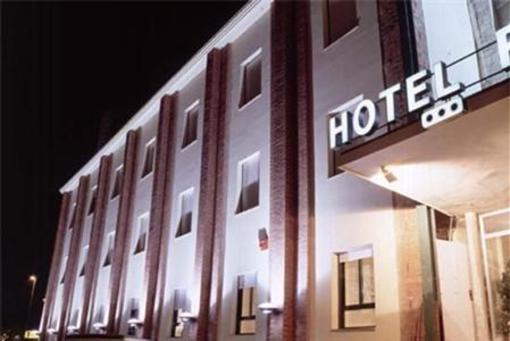 фото отеля Sercotel Rio Badajoz