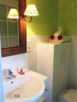 фото отеля Hotel La Maison Du Lierre Biarritz