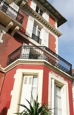 фото отеля Hotel La Maison Du Lierre Biarritz