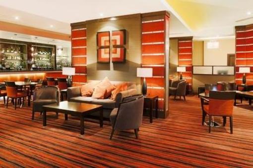 фото отеля Crowne Plaza London-Gatwick Airport