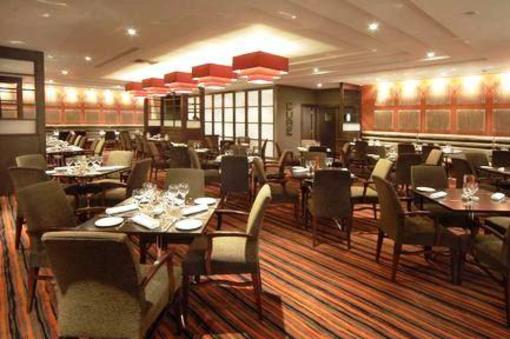 фото отеля Crowne Plaza London-Gatwick Airport