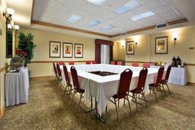 фото отеля Country Inn & Suites Covington