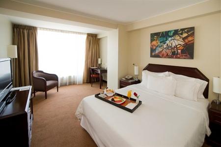 фото отеля Radisson Hotel Decapolis Miraflores