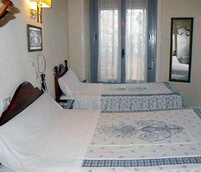 фото отеля Hostal San Lorenzo Madrid