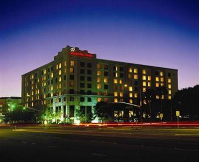 фото отеля Doubletree Hotel Santa Ana Orange County Airport