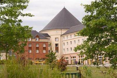 фото отеля Magic Circus Hotel Magny-le-Hongre