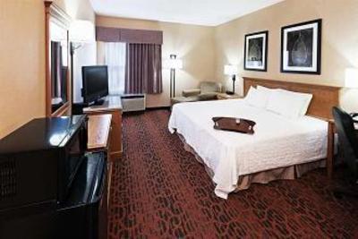 фото отеля Hampton Inn Salina