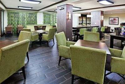 фото отеля Hampton Inn Salina
