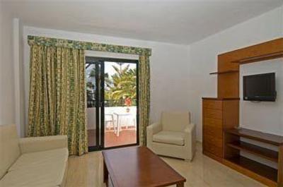 фото отеля Playa Club Apartments Lanzarote
