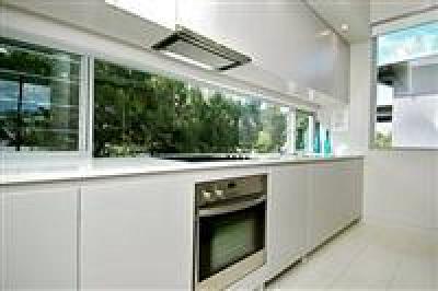 фото отеля Rise Apartments Noosa