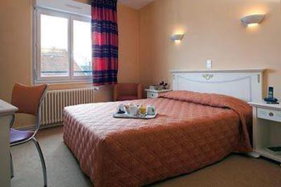фото отеля Inter-Hotel Saint Martial