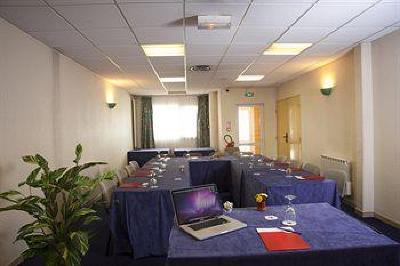 фото отеля Inter Hotel Eclipse Decines-Charpieu
