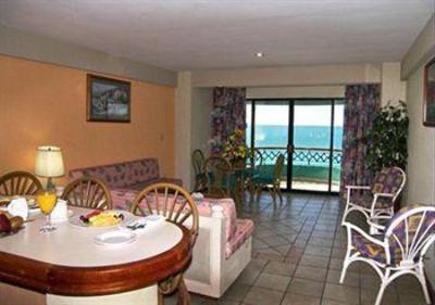 фото отеля Plaza Marina Suites & Hotel Mazatlan