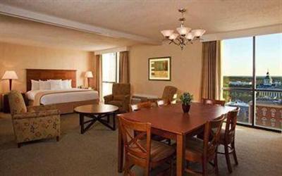 фото отеля Doubletree Hotel Tallahassee